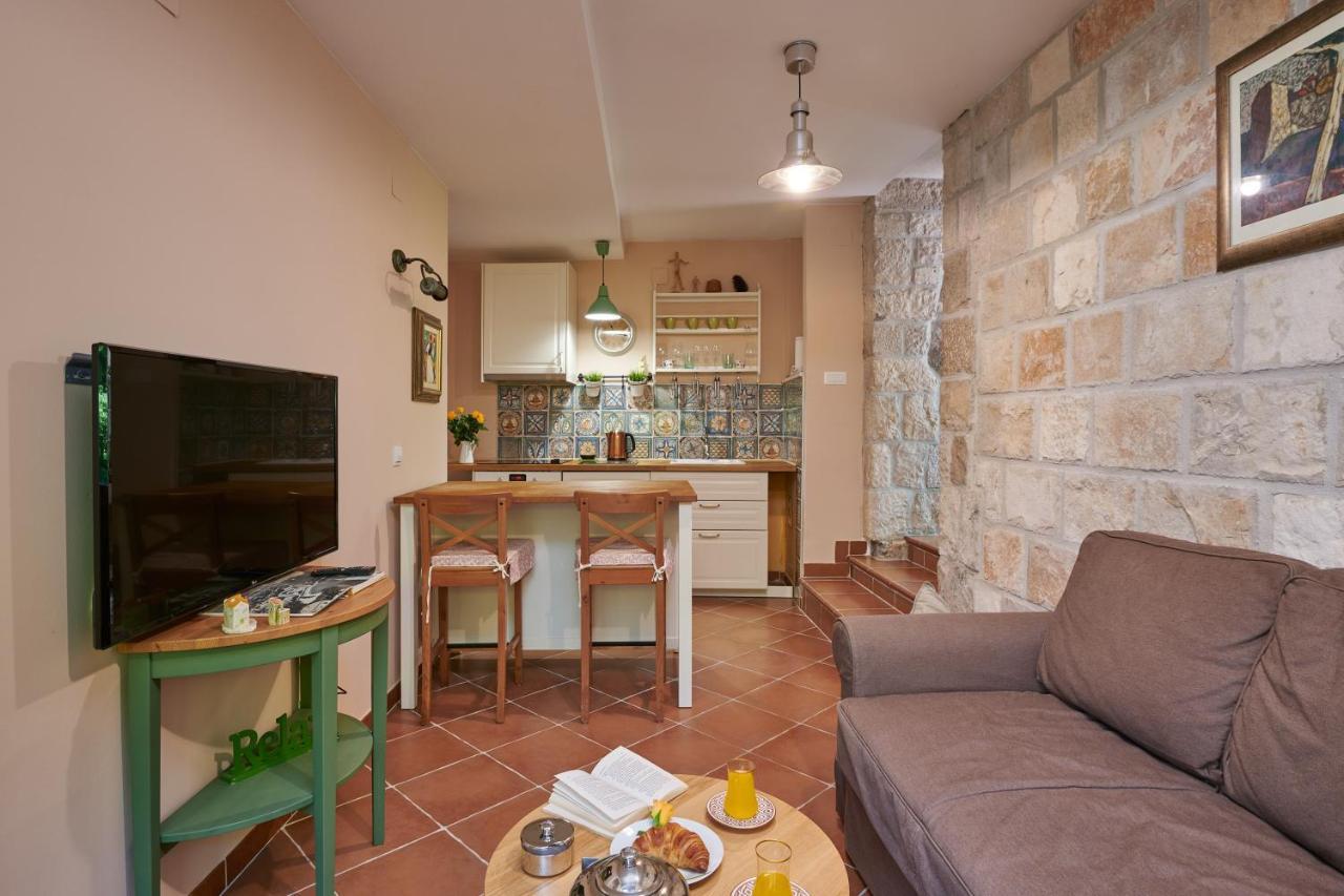 Apartment Borna 챠브타트 외부 사진